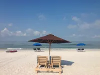 Bayfront View with Private Dock and Beach Access Riley's Retreat