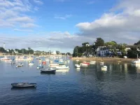 Beautiful family home - sleeps 10 - 3 min from the beach