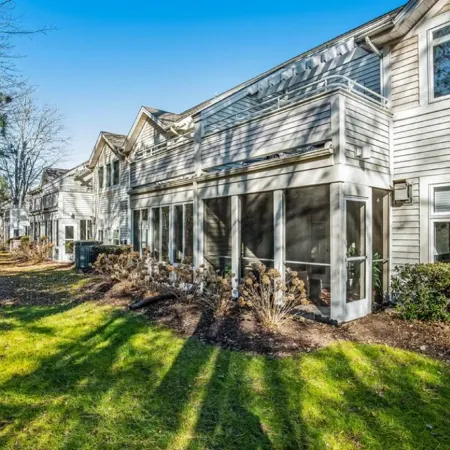 Cancellation Just Opened 8/1-8/8 for This Beautiful Totally Remodeled Townhouse!