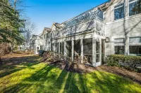Cancellation Just Opened 8/1-8/8 for This Beautiful Totally Remodeled Townhouse!