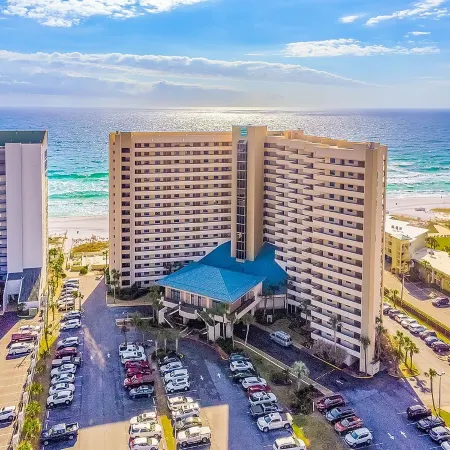 Breathtaking View • Hot Tub • Free Beach Chairs in Unit • Outdoor Pools