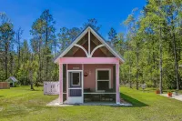 Castaway Tiny Home in Bon Secour near Bon Secour River, 8 miles to sportsplex - Country Houses