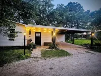 The Cottage at Steve’s Farm in Walnut Hill Fl