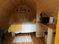 Iris Hill Glamping - " Otis " pod - 5th night FREE