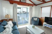 Waterfront Sunset View Aqua Villa at Conch Shell @ Mangrove Resort LLC