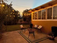 Cook's kitchen, great backyard, firepit & near DT, NMSU. 브라지토 플라자 주변 호텔