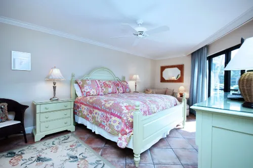 Pointe Santo Newly Renovated Gulf View Ground Floor 2BR Condo Các khách sạn ở Sanibel