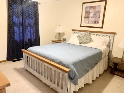 The Cozy Den located near the Ark Encounter