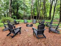 Indoor Pool, 7 Bdrm, Designer Home, Hot Tub, Stunning Kitchen Hotels in Highland