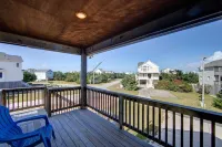 New construction home short walk to the beach!