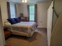 Beautiful country cottage with ease of access! Minutes to I-26, I-95 and Hwy 301