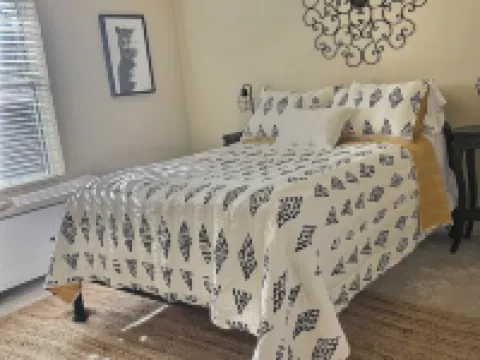 Farmhouse Victorian Perfect Cloudcroft Location! Hotels in Cloudcroft