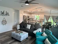 Turtles Nest. A realaxing retreat. Beaches, Golf, Fishing, Waterfront Dining.