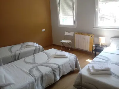 Marin's house for 13 people Hotels near Parque Eguren