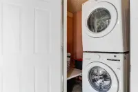 Relax near Falls Park  20 min drive Hotels in Pickens County