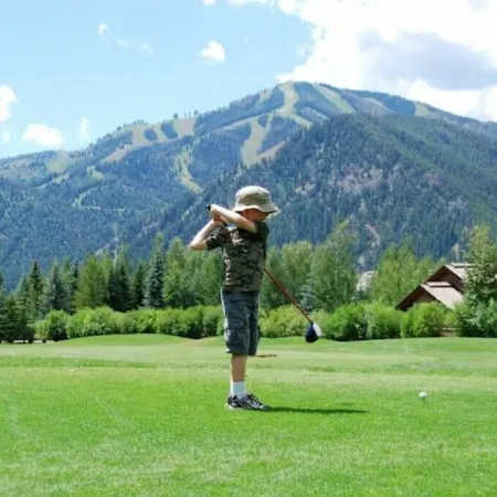 Sun Valley/Ketchum-Location, Hot Tub, Pet Friendly, Walk to Ski and Downtown