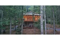 Brand New-1 Bedroom Condo right on the Toccoa River Hotels near Chattahoochee-Oconee National Forest