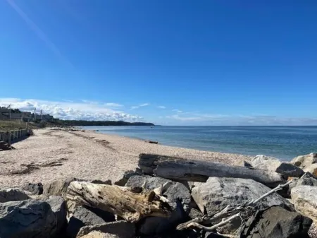 Modern Farmhouse Retreat North Fork Wine Country