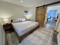 35 Mins. to Glacier Park, Clubhouse Pool + Hot Tub, 5 Mins to City Beach & DT WF