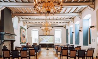 Grand Hotel Karel V