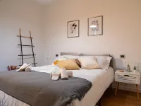Modern apartment with private park - Maison Blanche
