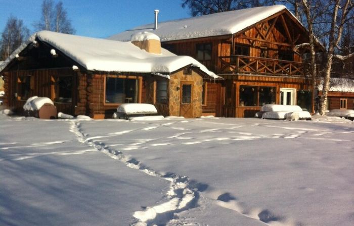 Comfortable House With Kitchen On The Chena River. Family Friendly.