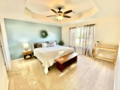 Shred Shed- Sleeps 10- Near Trails- Bentonville