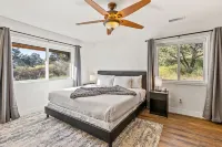 Sunset Ranch 🌅 Views Views Views with Private Pickelball Court