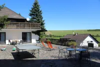 EifelNatur 8, large family apartment with terrace and barbecue, pets welcome
