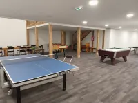 Fabulous 2 Bedroom Ski In / Out Apartment with West facing balcony Hotels in der Nähe von Esf Courchevel 1850