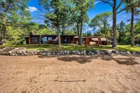 Lakeside Haven at Upper Hay Lake