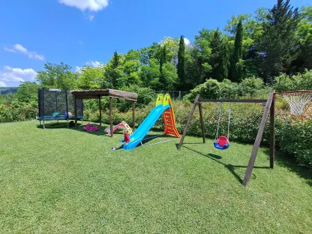 Apartment in farmhouse with swimming pool