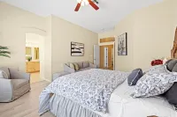 Cozy 3-bedroom house in amazing Las Vegas. Only minutes to strip Hotels near T.J. Maxx & HomeGoods