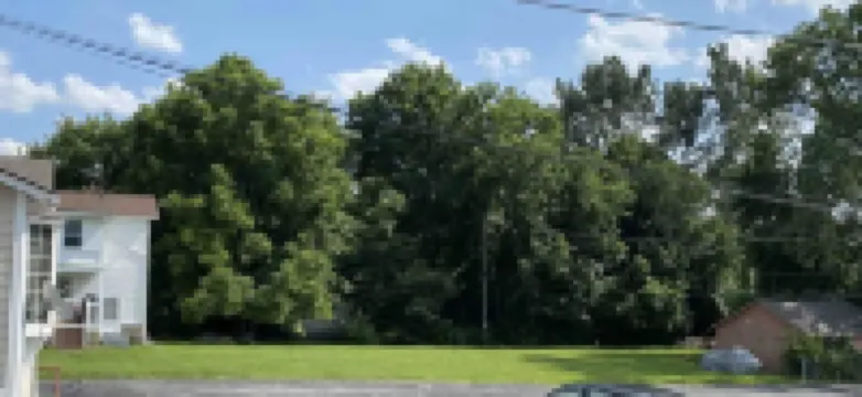 Finger Lakes Escape: Spacious 5-Bedroom Retreat in Canandaigua