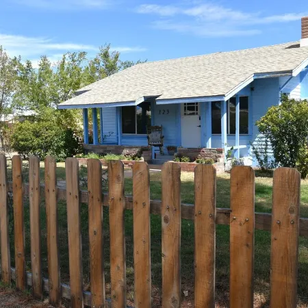 Cozy Blue Cottage Отели в г. Уиллкокс