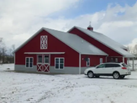 The Barn at Deva's Farm: Haute Blue Grass - Chill Retreat in the countryside