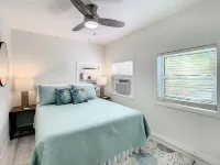 St Pete Charm! 2bd/1ba walk downtown 1st Floor