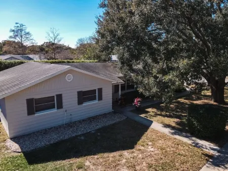 Orlando Poolside Oasis Отели в г. Алтамонте Спрингс