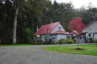 1880's Farm House on a Christmas Tree Farm 5 Minutes to Oregon State University - พร้อมWifi