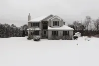 Private Heated Pool/Hot Tub/Huge Game Room/Sauna/Fire Pit/Huge Yard/3300 sq ft!