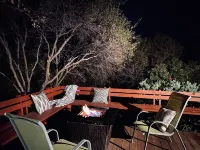 Spa, 5 minutes from Sequoia National Park. Spacious, convenient and private.
