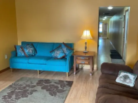 Spacious 4-bedroom at La Casa della Nonnina Hotels in Negaunee