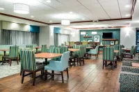 Hampton Inn Bellevue - breakfast