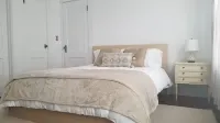 Spacious 2 Bedroom apartment close to Yale Bowl