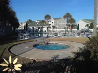 1st Floor 3 Br Condo with Free Wifi <Br>