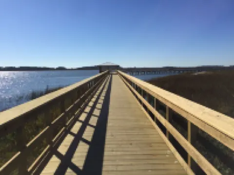 Perfect for PI graduations and Lowcountry getaways, close to PI and Sands Beach.