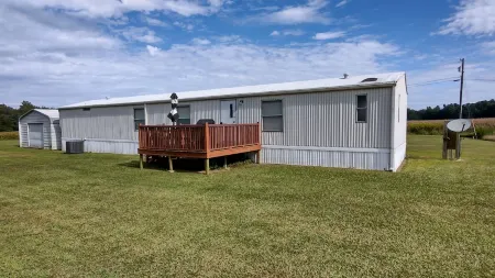 REEL DEAL! Covered Boat Parking! LONG TERM RENTAL!