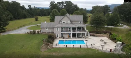 Greenbriar Farms farm home