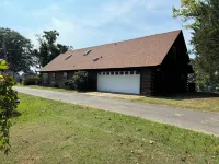 The Cabin at Caddo Crossing - for the vibe of an old-time lodge on the bayou!