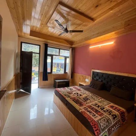 Blue Moon Homestay